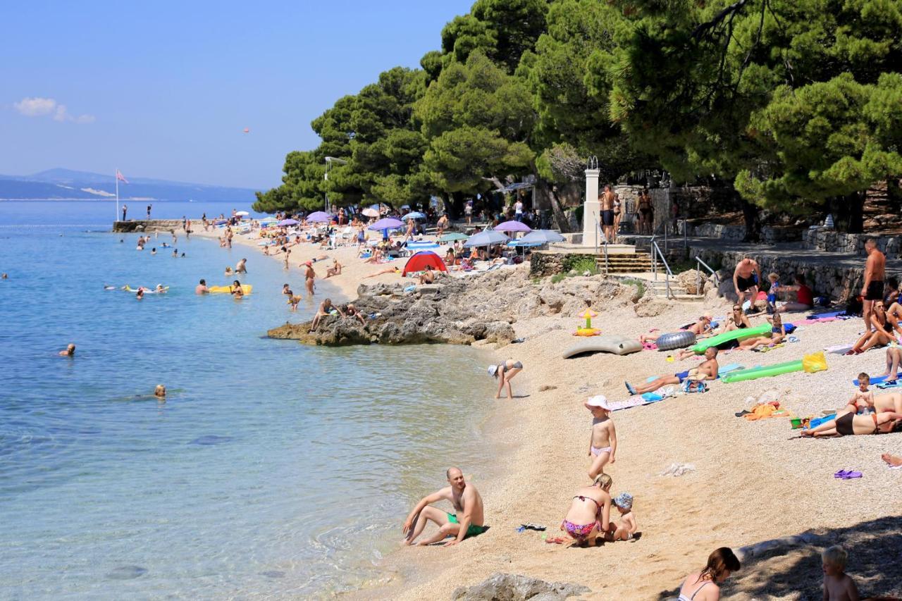Apartments With A Parking Space Brela, Makarska - 18495 Εξωτερικό φωτογραφία