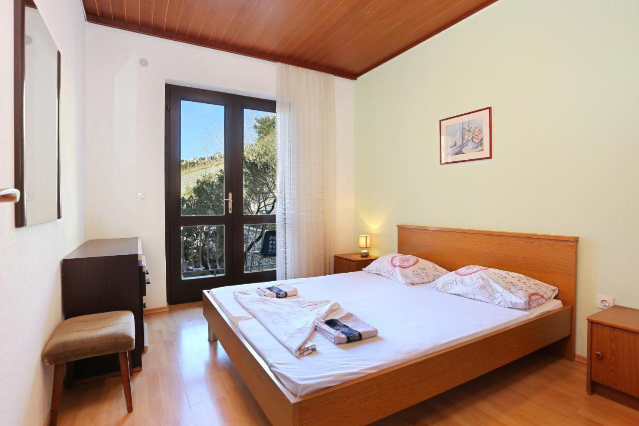 Apartments With A Parking Space Brela, Makarska - 18495 Εξωτερικό φωτογραφία