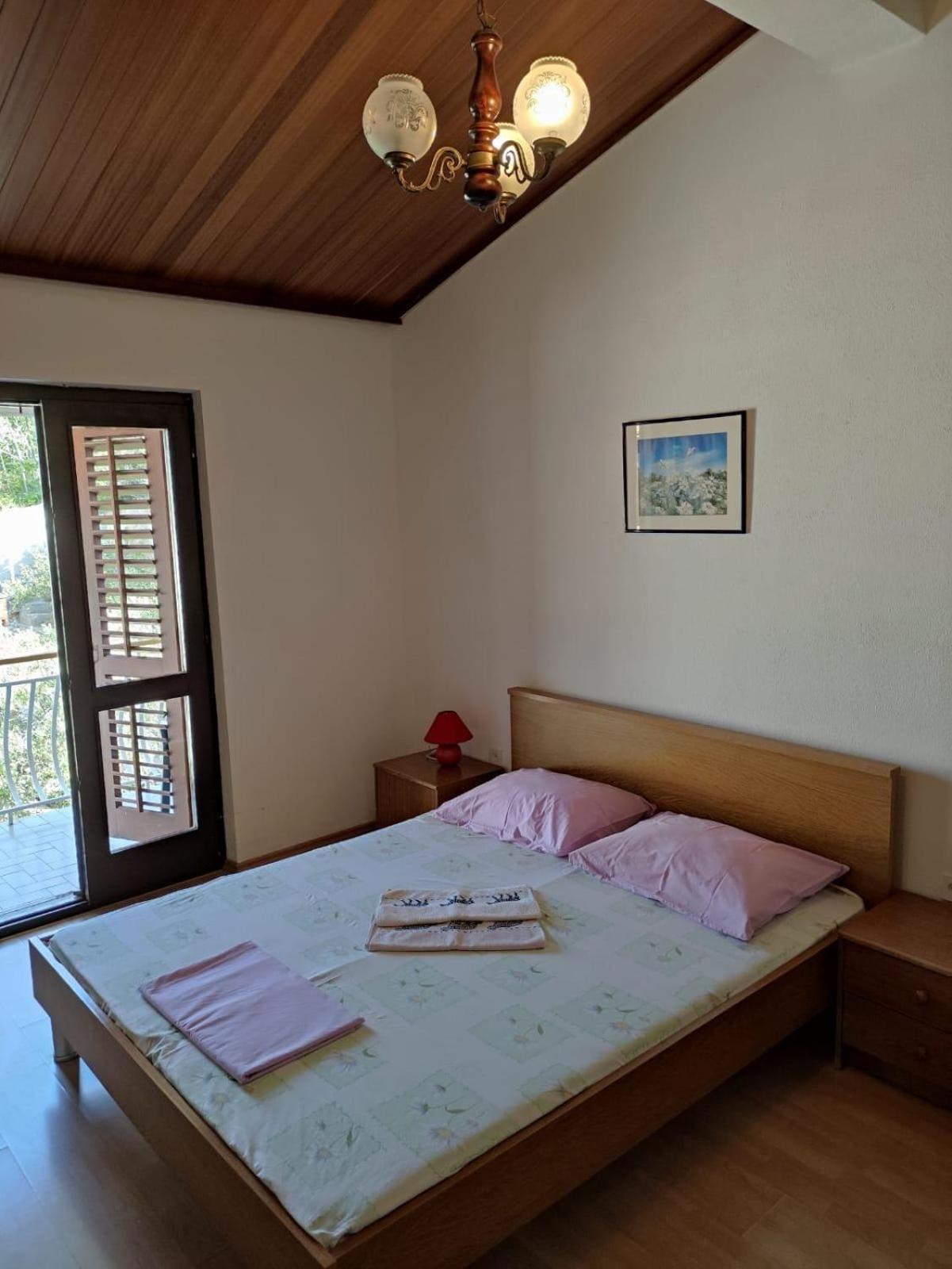 Apartments With A Parking Space Brela, Makarska - 18495 Εξωτερικό φωτογραφία