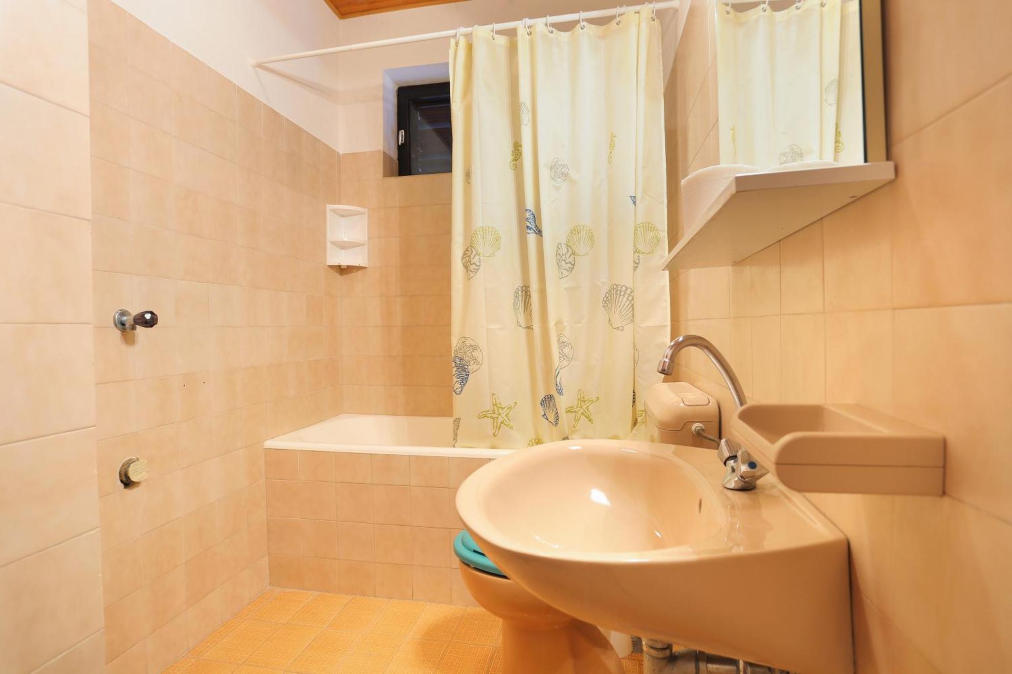 Apartments With A Parking Space Brela, Makarska - 18495 Δωμάτιο φωτογραφία